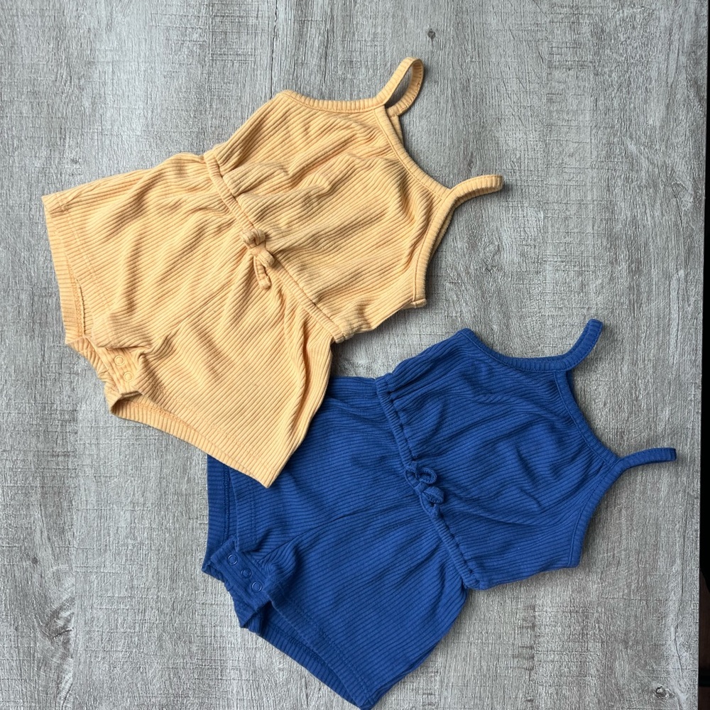 Old Navy Baby Girl Rompers 0-3 Months